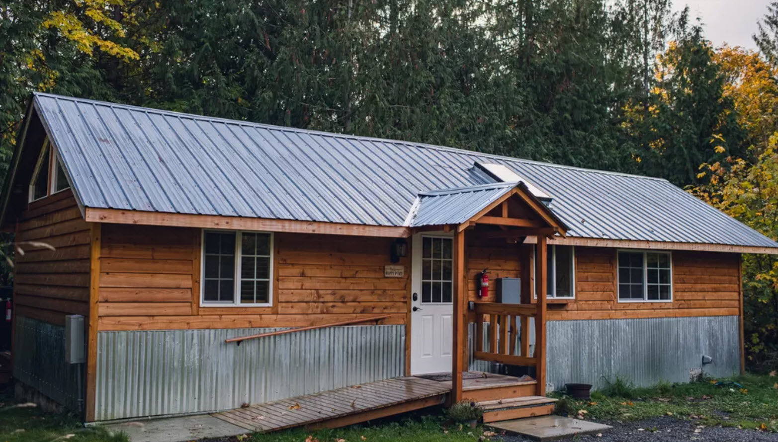 Happy Pups Cabin